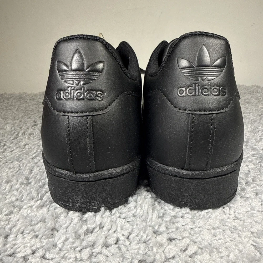Adidas Superstar EG4957 Men's Size 11 Core Black Shell Toe Sneakers NEW